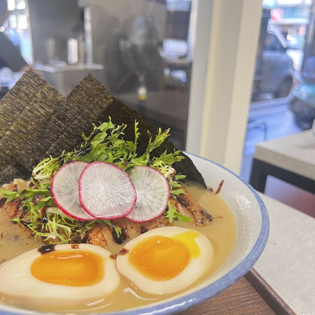 魚月製麵 — 味噌嫩雞佐葡萄酒醋拉麵(冬季限定)